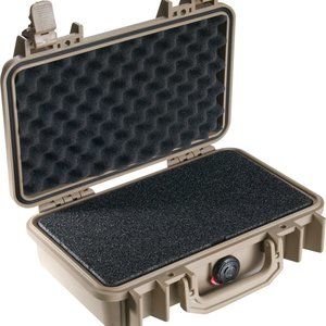 Pelican Customizable Watch Case With Pressure Valv